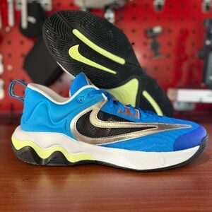 Nike Giannis Immortality 3 Total Freak